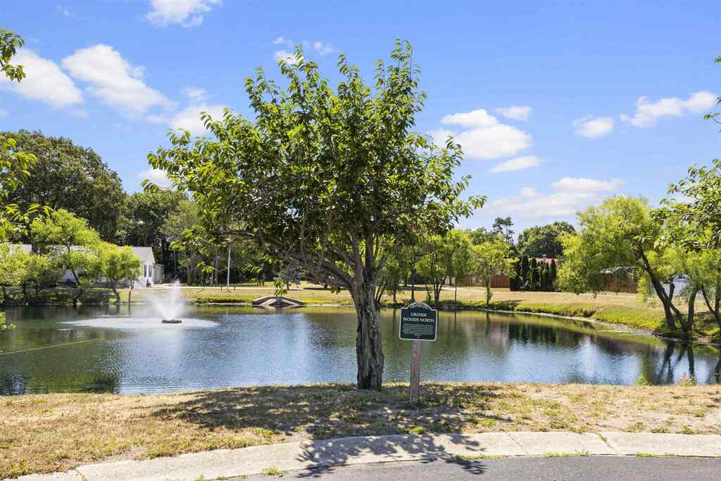 Lake at Grande Woods